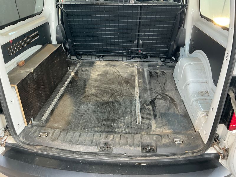 Volkswagen Caddy 2.0 TDI Maxi Conceptline 4Motion BlueMotion Tech 2019 – снимка 45