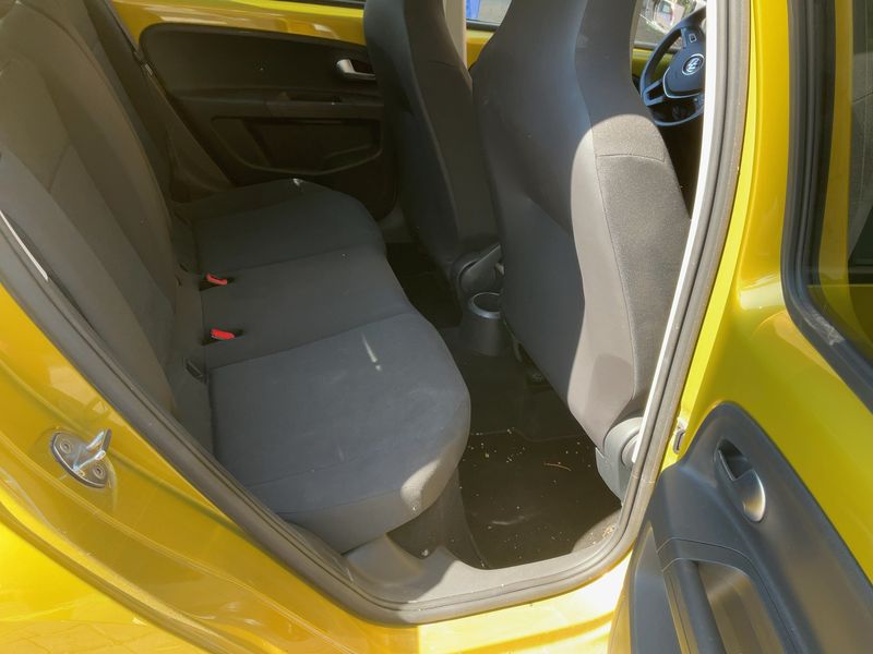 Volkswagen up! 1.0 Black Style 2020 – снимка 19