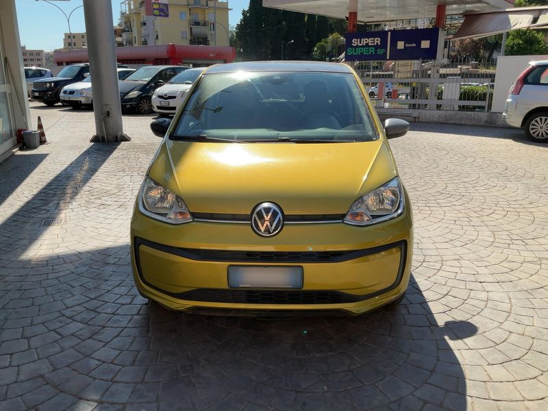 Volkswagen up! 1.0 Black Style 2020 – снимка 14