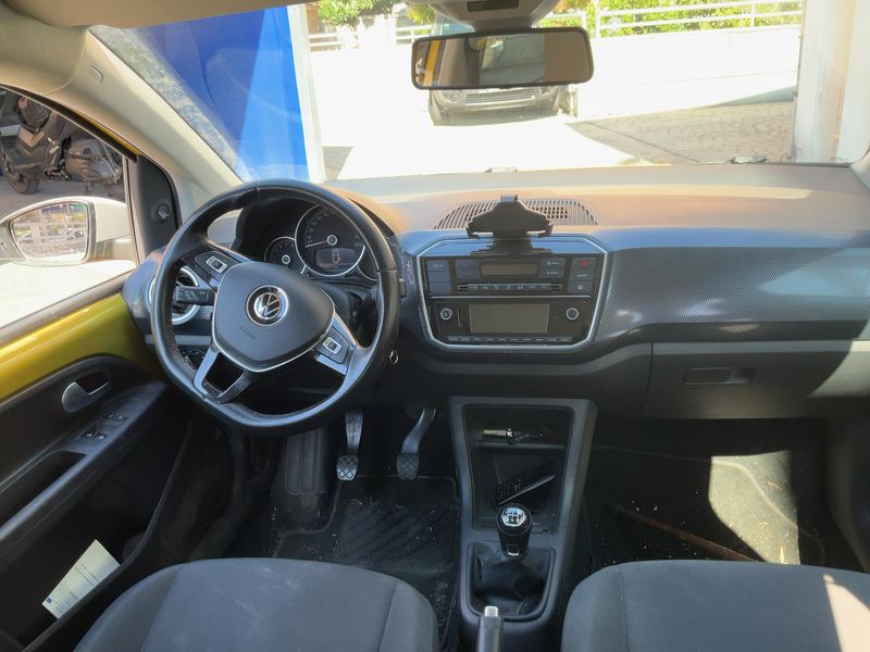 Volkswagen up! 1.0 Black Style 2020 – снимка 17