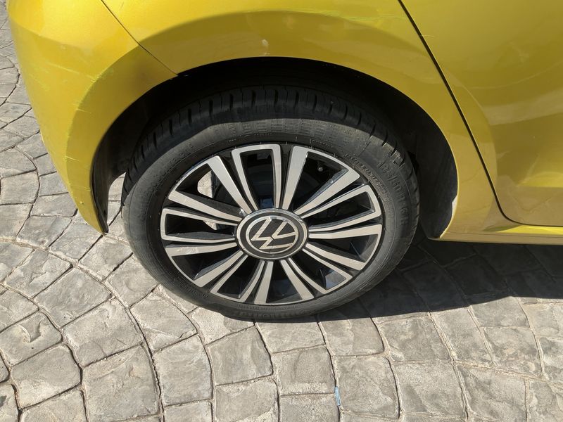 Volkswagen up! 1.0 Black Style 2020 – снимка 9