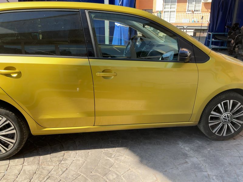 Volkswagen up! 1.0 Black Style 2020 – снимка 10