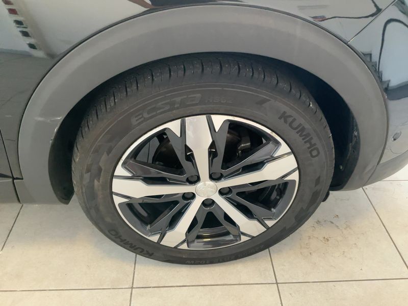 Peugeot 3008 1.5 Blue-HDi GT Line 2018 – снимка 11