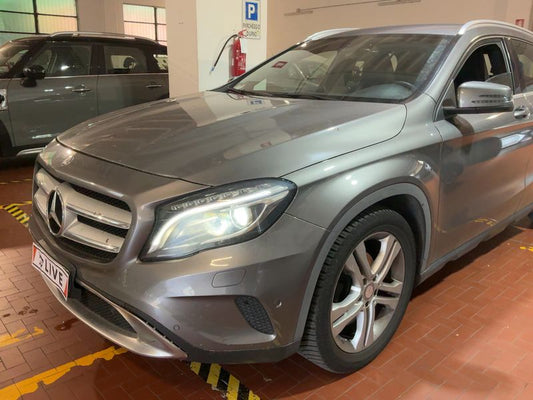Mercedes-Benz GLA-Klasse GLA 200 d Sport 2014 – снимка 2