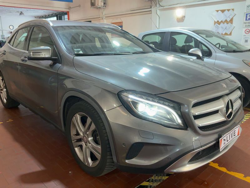 Mercedes-Benz GLA-Klasse GLA 200 d Sport 2014 – снимка 12