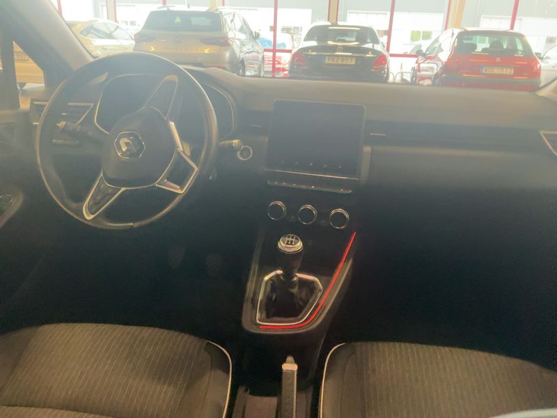 Renault Clio 1.0 TCe Intens 2019 – снимка 18