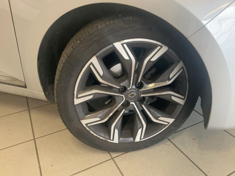Renault Clio 1.0 TCe Intens 2019 – снимка 11