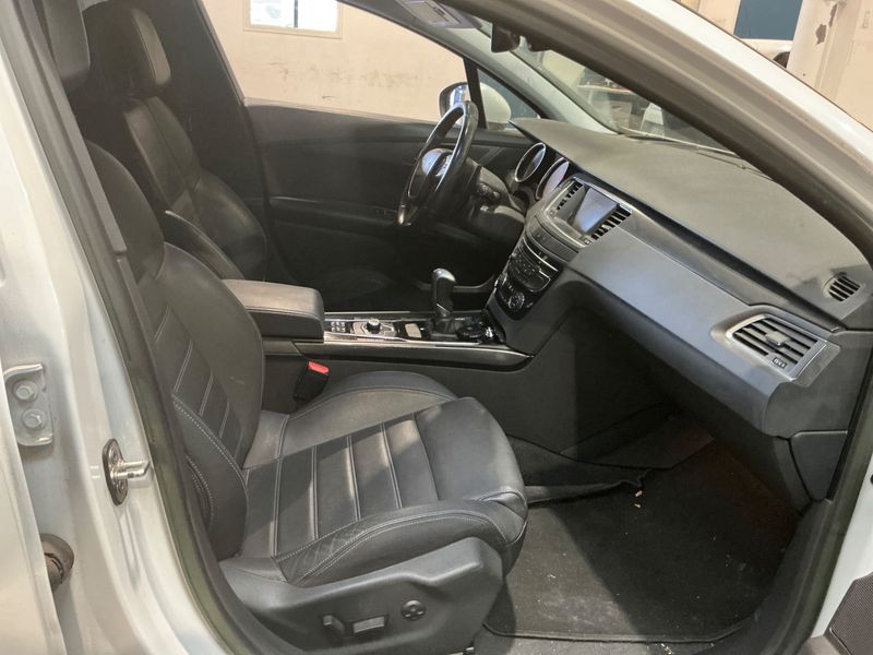 Peugeot 508 1.6 e-HDi Féline 2013 – снимка 3