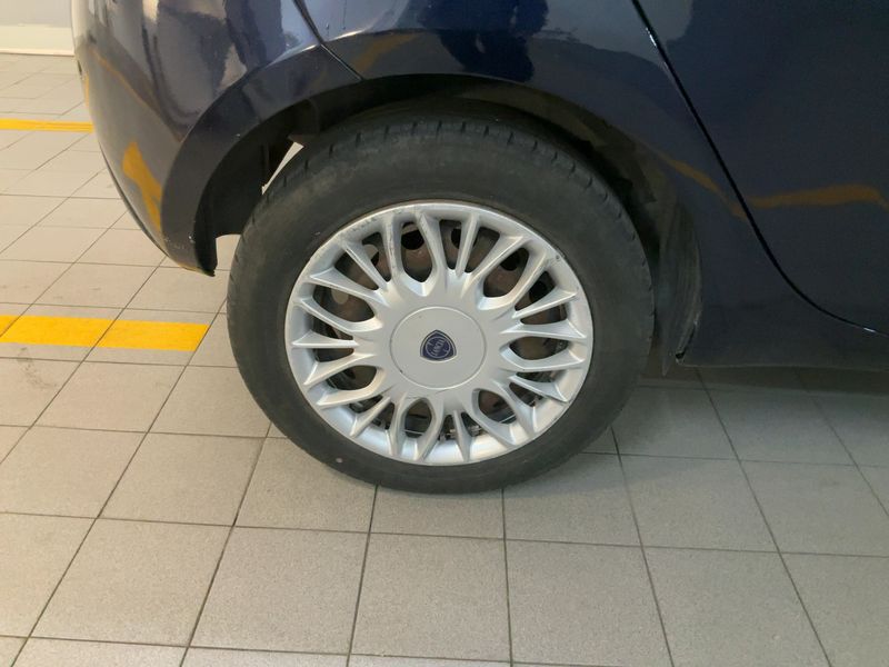 Lancia Ypsilon 1.2 Gold 2017 – снимка 9