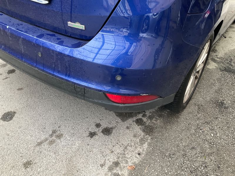 Ford Focus 1.0 EcoBoost Titanium 2015 – снимка 33