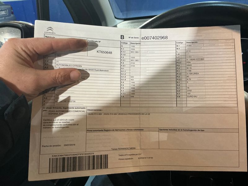 Citroen C3 1.2 PureTech Elle 2019 – снимка 21
