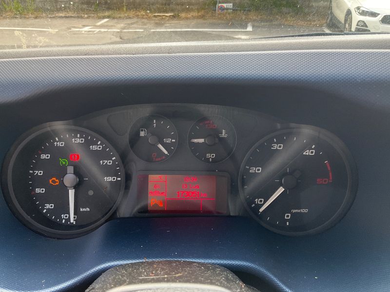 Iveco Daily 3.0 Diesel HKa 35 S V Radstand 3520 2019 – снимка 13