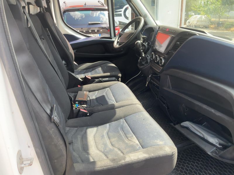 Iveco Daily 3.0 Diesel HKa 35 S V Radstand 3520 2019 – снимка 11