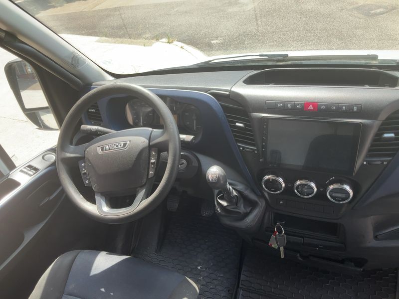 Iveco Daily 3.0 Diesel HKa 35 S V Radstand 3520 2019 – снимка 12