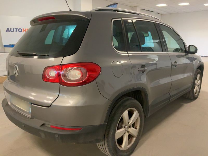 Volkswagen Tiguan 2.0 TDI Sport & Style 4Motion 2008 – снимка 8