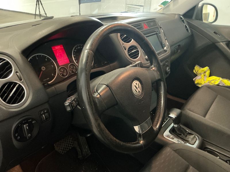 Volkswagen Tiguan 2.0 TDI Sport & Style 4Motion 2008 – снимка 27