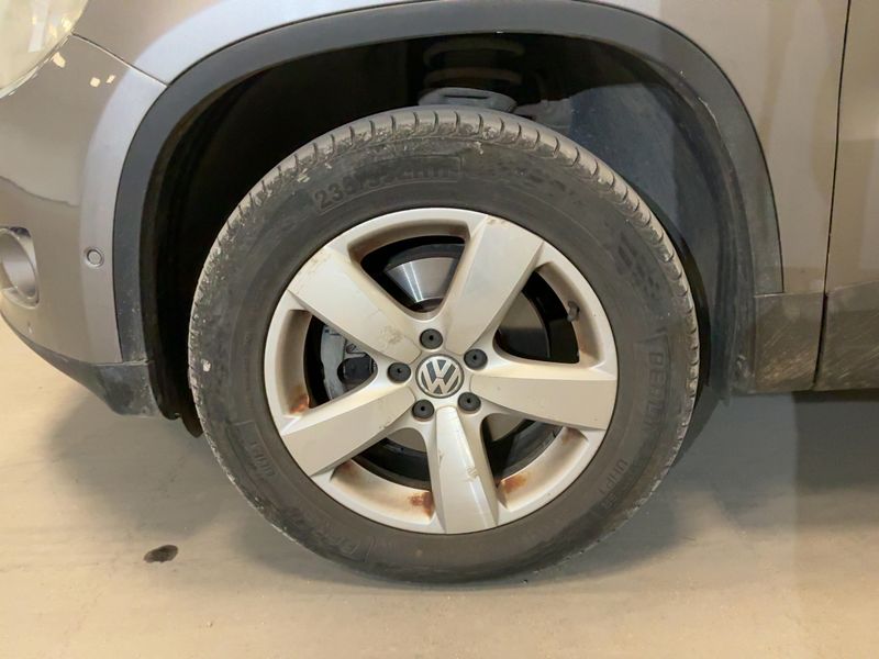 Volkswagen Tiguan 2.0 TDI Sport & Style 4Motion 2008 – снимка 3