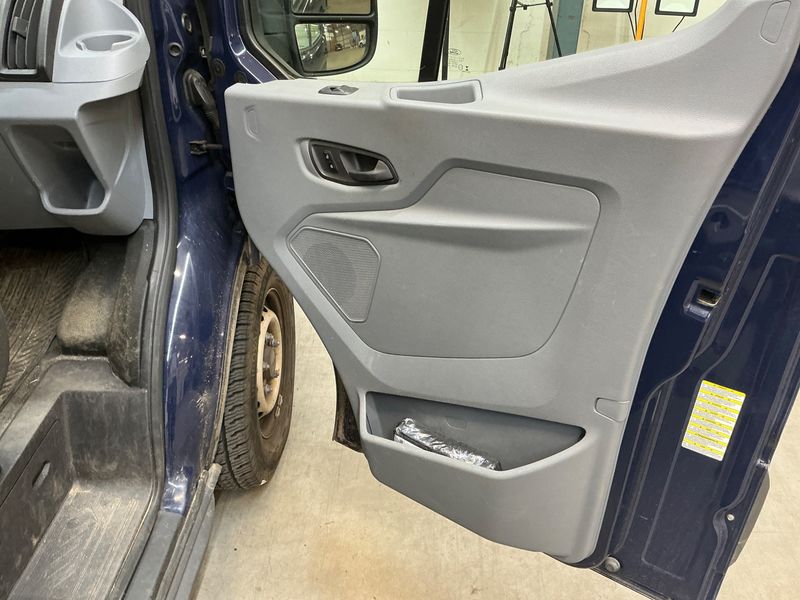 Ford Transit 2.2 TDCi 350 L2 Einzelkabine 2015 – снимка 22