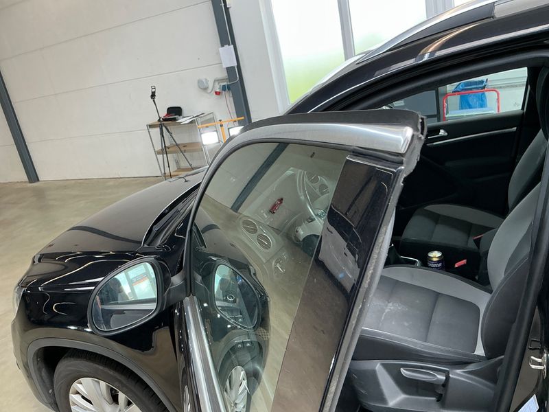 Volkswagen Tiguan 1.4 TSI Life BlueMotion Tech 2014 – снимка 28