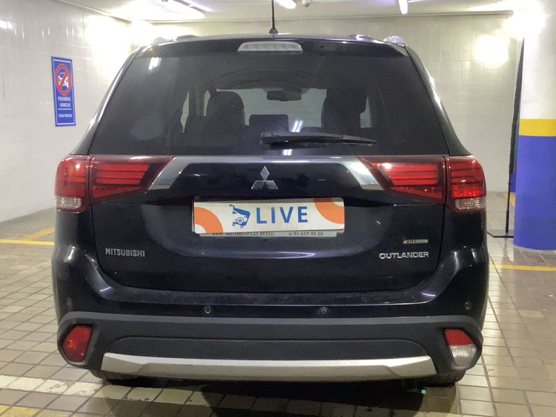 Mitsubishi Outlander 2.2 DI-D Kaiteki 4WD 2015 – снимка 7