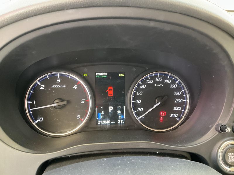 Mitsubishi Outlander 2.2 DI-D Kaiteki 4WD 2015 – снимка 18