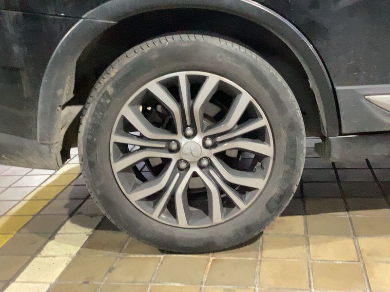 Mitsubishi Outlander 2.2 DI-D Kaiteki 4WD 2015 – снимка 9
