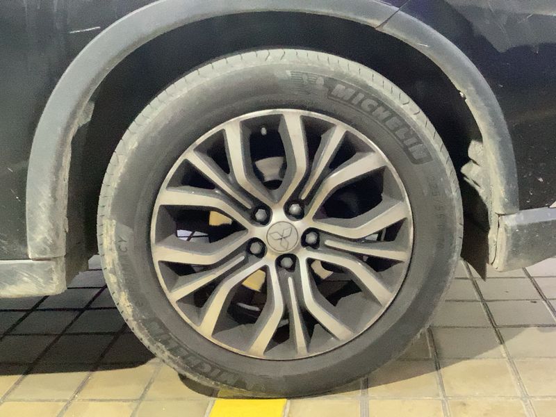 Mitsubishi Outlander 2.2 DI-D Kaiteki 4WD 2015 – снимка 11