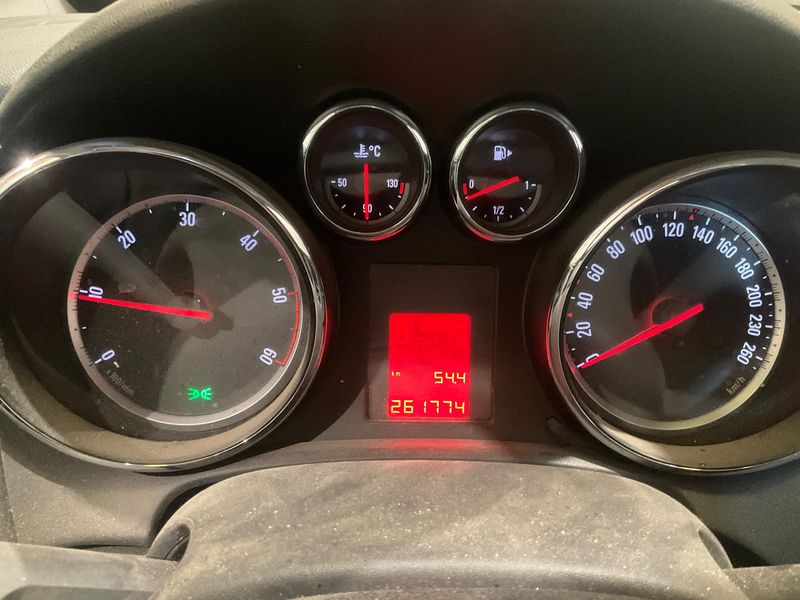 Opel Astra 1.7 CDTI Enjoy 2011 – снимка 4