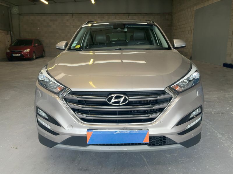 Hyundai Tucson 2.0 CRDi Executive 2WD 2017 – снимка 14