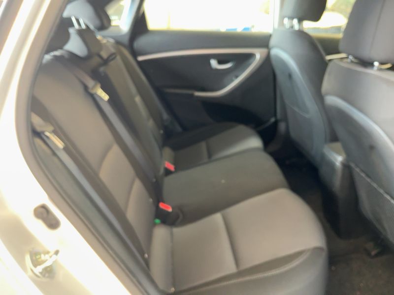 Hyundai i30 1.6 GDI YES! 2016 – снимка 19