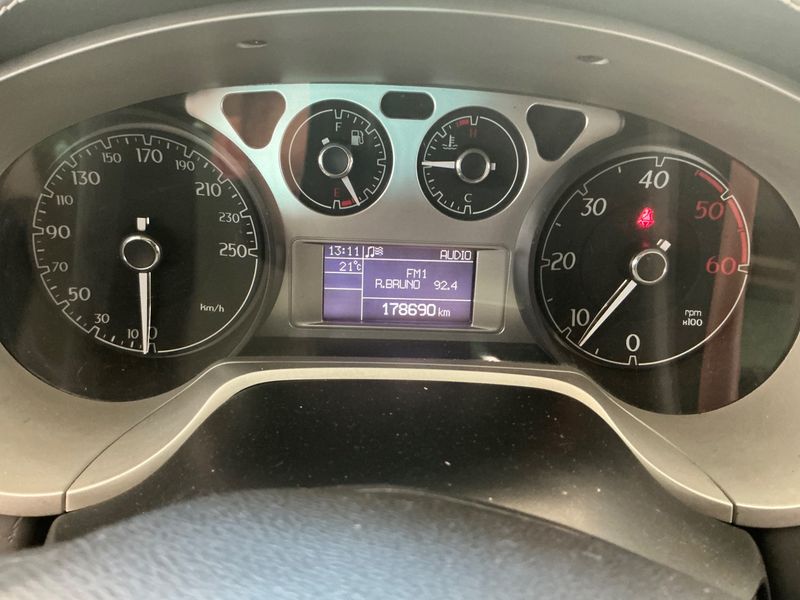 Lancia Delta 1.9 TwinTurbo Diesel Executive 2010 – снимка 4