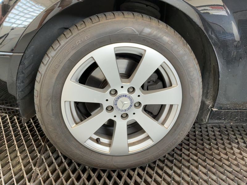 Mercedes-Benz C-Klasse C 220 CDI T Classic 2009 – снимка 3