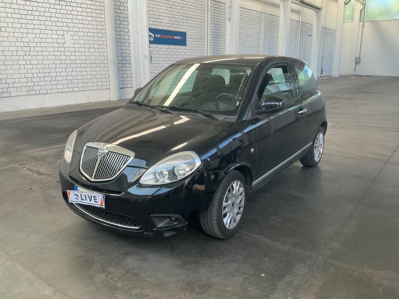 Lancia Ypsilon 1.2 Diva 2011 – снимка 1