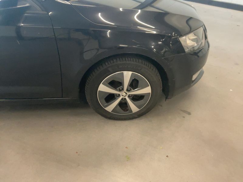 Skoda Octavia 1.6 TDI GreenLine 2015 – снимка 11