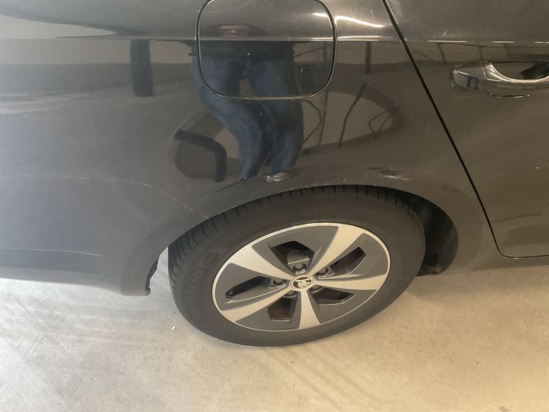 Skoda Octavia 1.6 TDI GreenLine 2015 – снимка 23