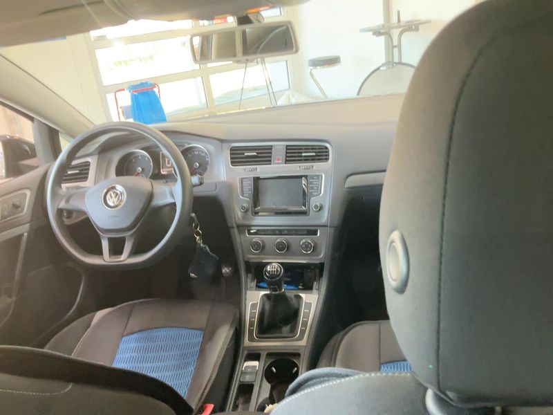 Volkswagen Golf VII 1.2 TSI Trendline BlueMotion Tech 2014 – снимка 17