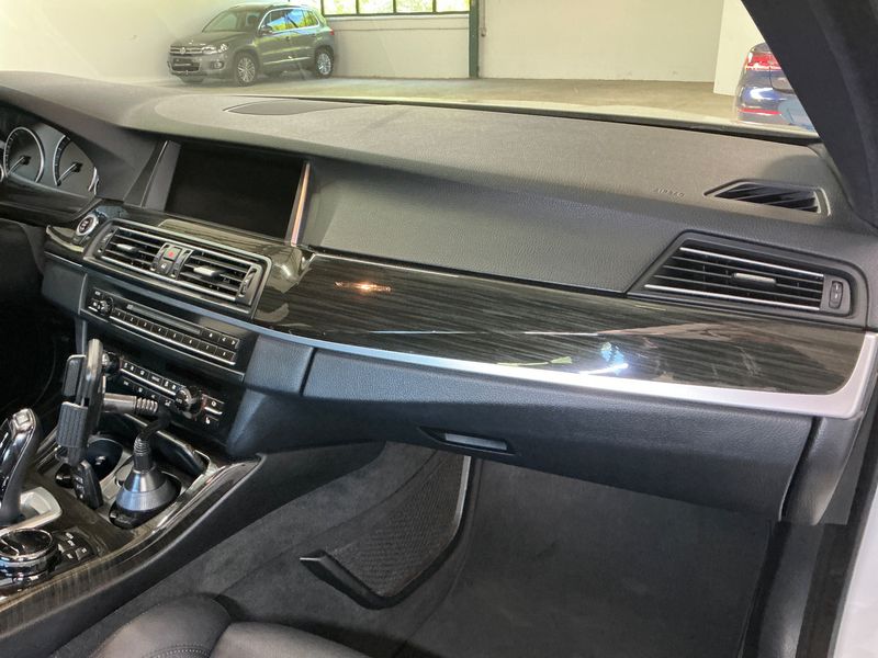 BMW 5er ActiveHybrid5 2014 – снимка 22