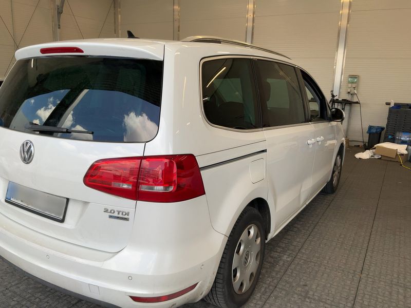 Volkswagen Sharan 2.0 TDI Highline BlueMotion Tech 2013 – снимка 8