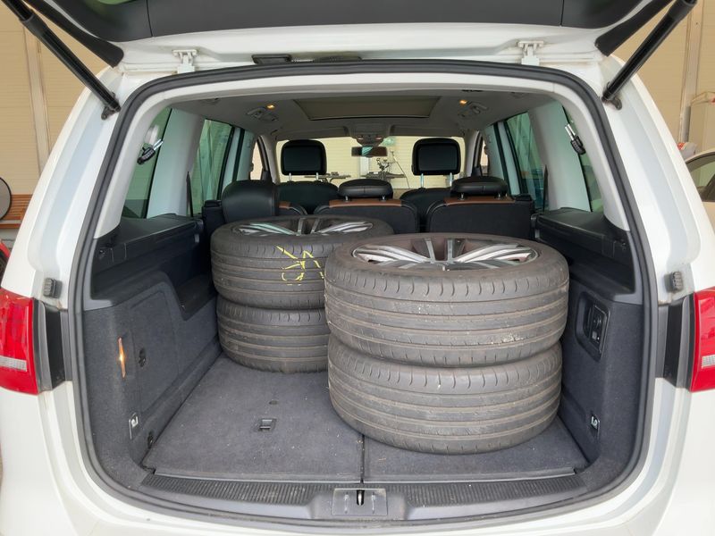Volkswagen Sharan 2.0 TDI Highline BlueMotion Tech 2013 – снимка 16