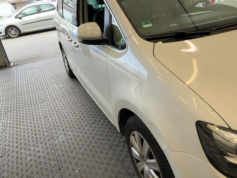 Volkswagen Sharan 2.0 TDI Highline BlueMotion Tech 2013 – снимка 12