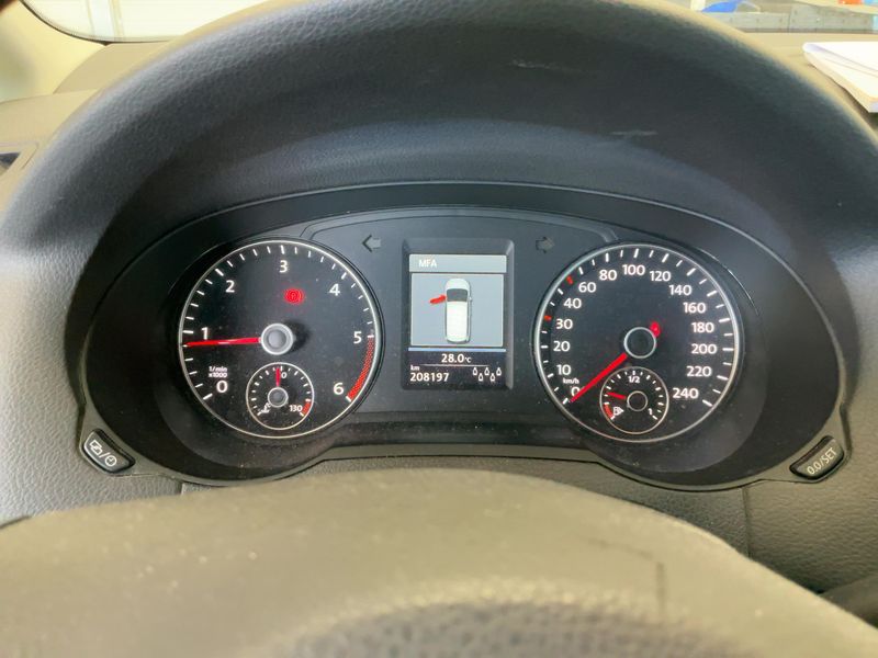 Volkswagen Sharan 2.0 TDI Highline BlueMotion Tech 2013 – снимка 19