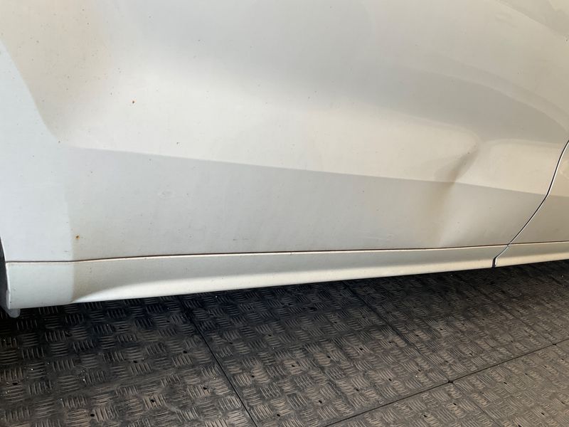 Volkswagen Sharan 2.0 TDI Highline BlueMotion Tech 2013 – снимка 27