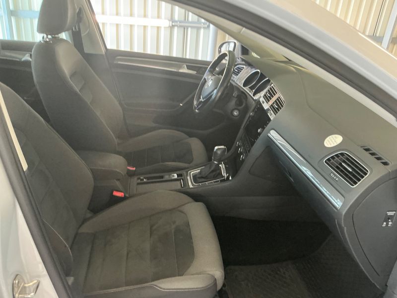 Volkswagen Golf VII 2.0 TDI Alltrack 4Motion BlueMotion Tech 2017 – снимка 16