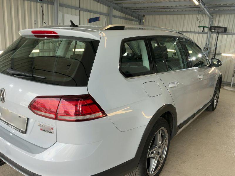 Volkswagen Golf VII 2.0 TDI Alltrack 4Motion BlueMotion Tech 2017 – снимка 8