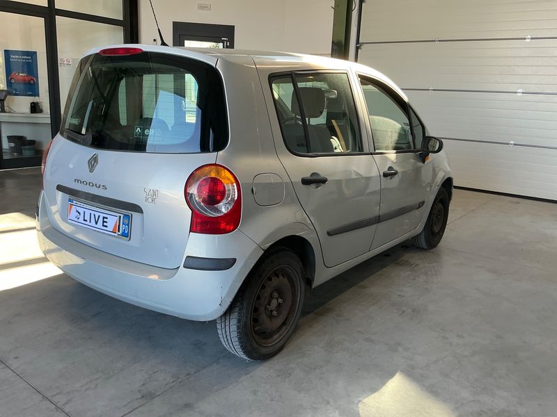 Renault Modus 1.2 Expression Confort 2006 – снимка 2
