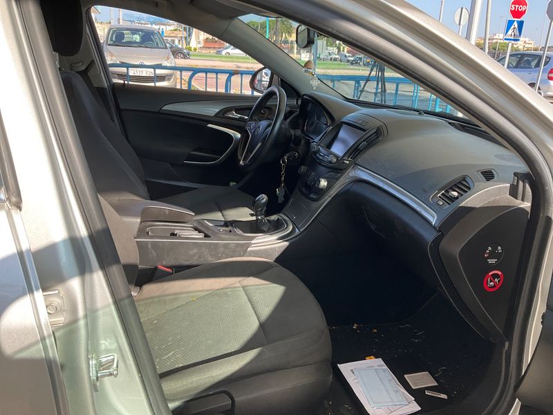 Opel Insignia Sports Tourer 2.0 CDTI Selective 2014 – снимка 3