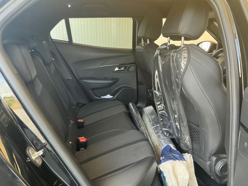 Peugeot 2008 1.2 PureTech GT 2021 – снимка 19