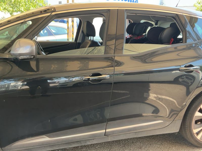 Renault Scenic 1.2 TCe Energy Zen 2016 – снимка 4