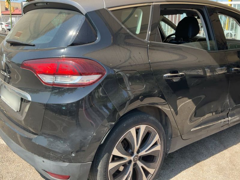 Renault Scenic 1.2 TCe Energy Zen 2016 – снимка 8