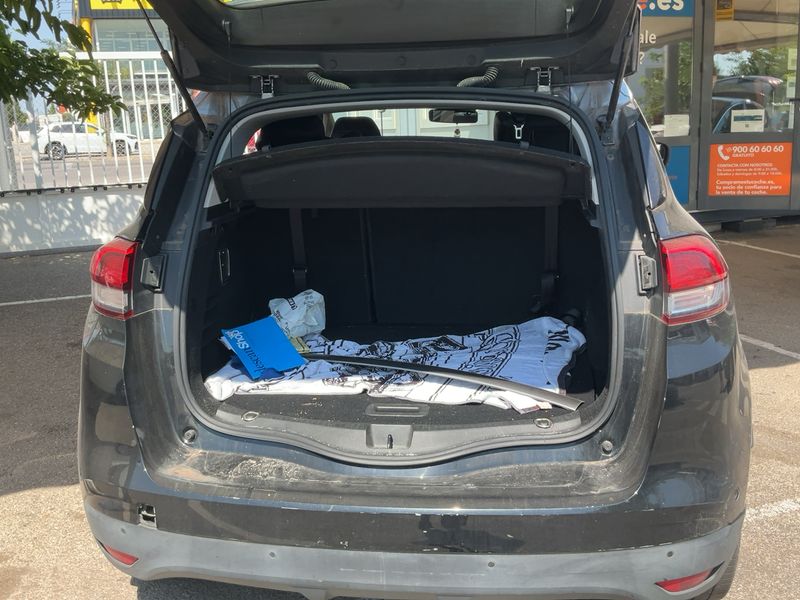 Renault Scenic 1.2 TCe Energy Zen 2016 – снимка 15
